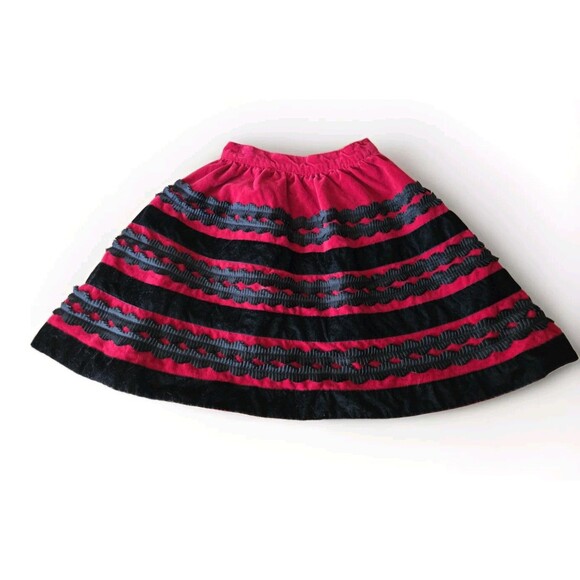 Childrens Place Red Black Velvet Skirt Girls Sz 5 Holiday Christmas Winter Warm - Picture 1 of 7